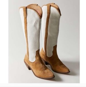 Urban Outfitters Leslie Tall Two Tone Cowboy Boots‎ Western Boho